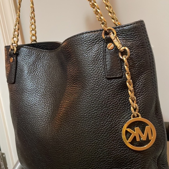 Michael Kors black pebbled leather shoulder bag with matching Wallet - Picture 6 of 17